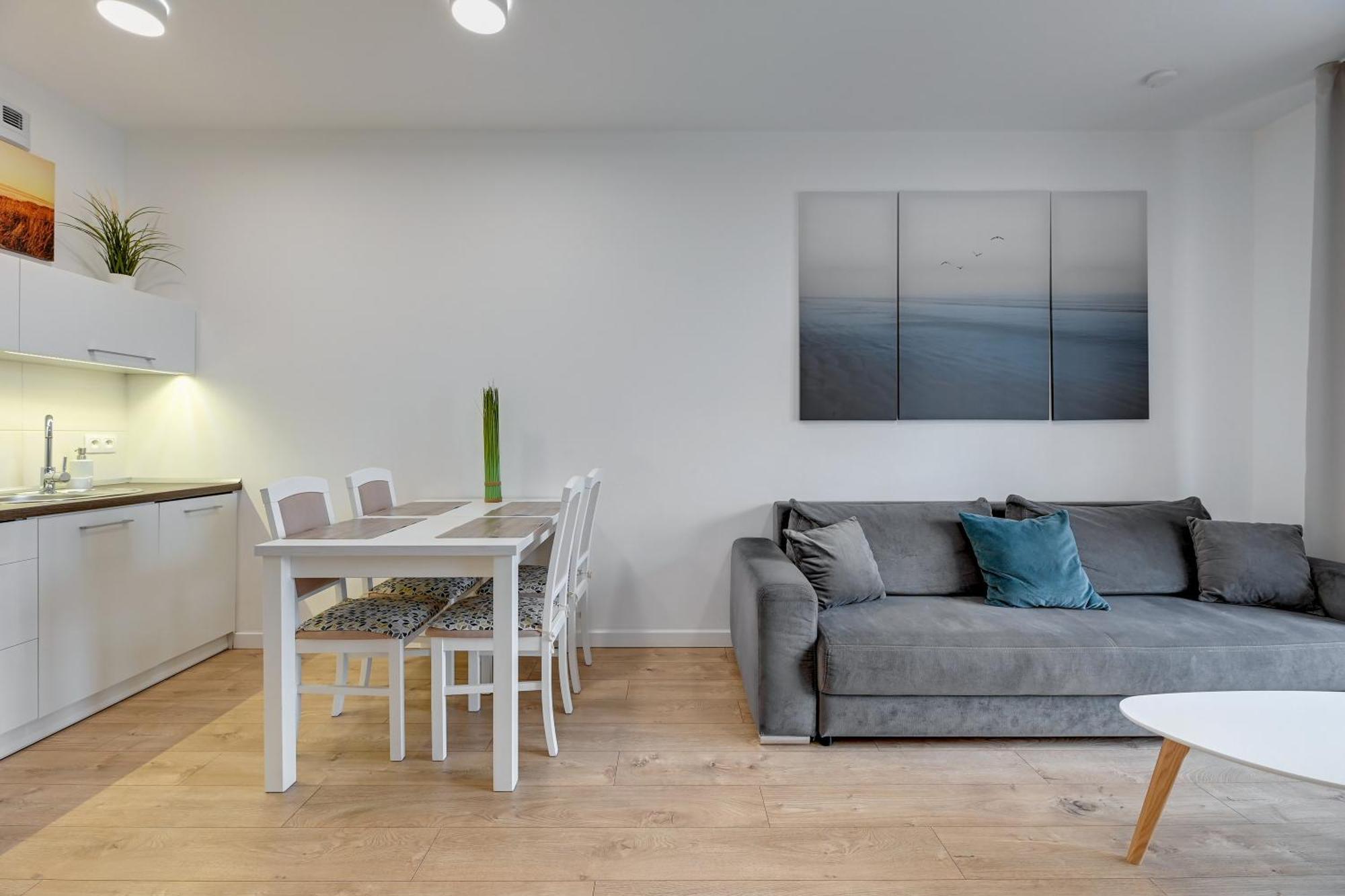 Apartament Nadmorskie Spektrum & Parking Гданск Екстериор снимка