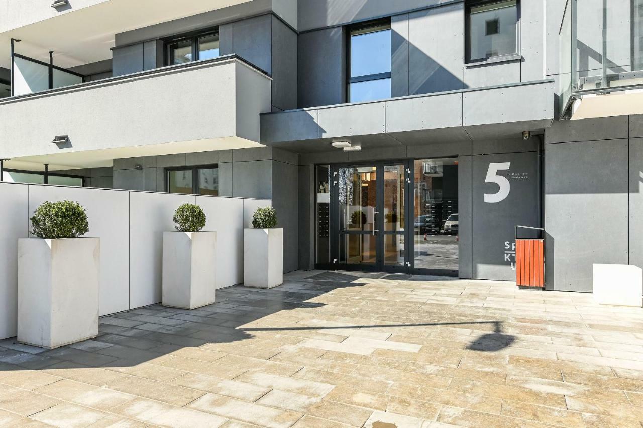 Apartament Nadmorskie Spektrum & Parking Гданск Екстериор снимка